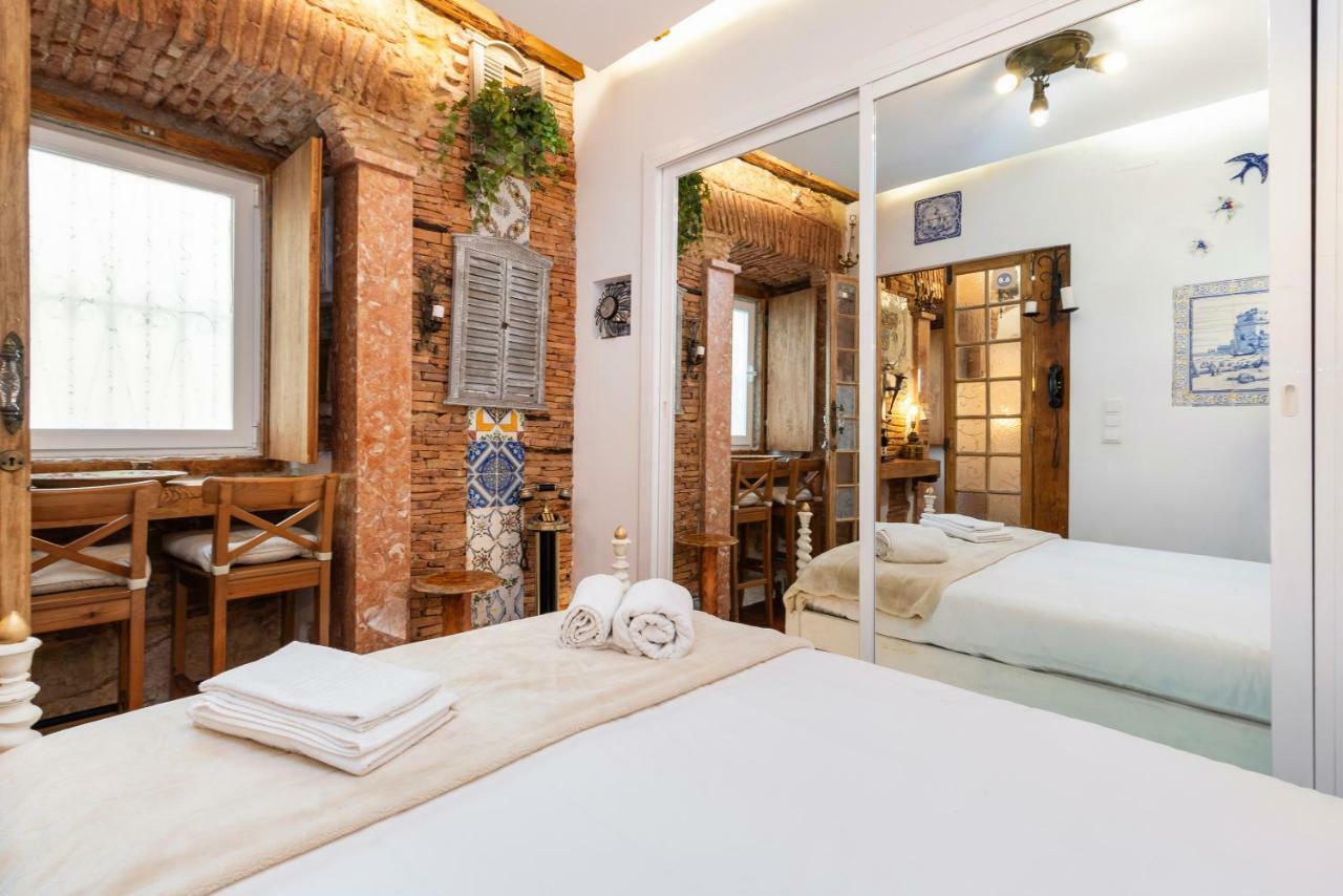 Romantic Medieval Apartment Лісабон Екстер'єр фото